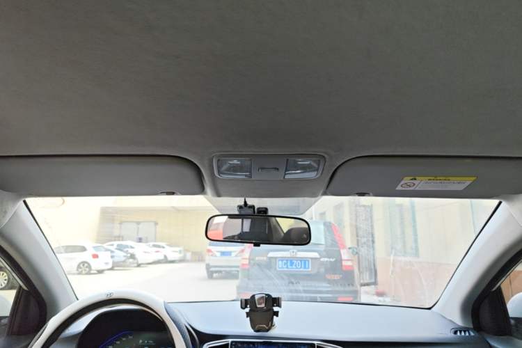 Used Hyundai Verna (new generation) 2020 1.4L CVT GLS Cool Edition Headliner