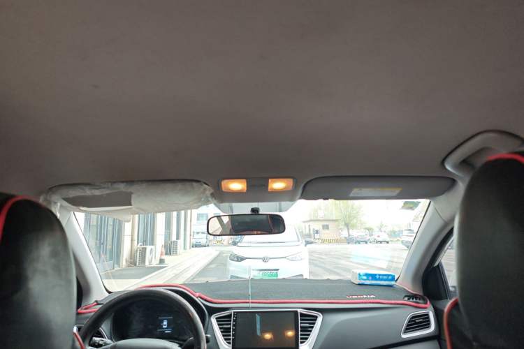 Used Hyundai Verna (new generation) 2020 1.4L Manual GLS Cool Edition Headliner