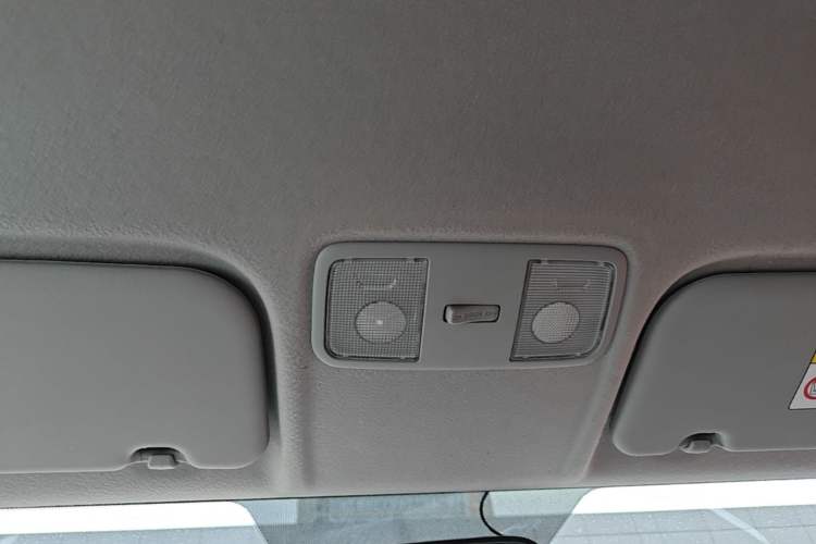 Used Hyundai Verna (new generation) 2020 1.4L CVT GLS Cool Edition Headliner