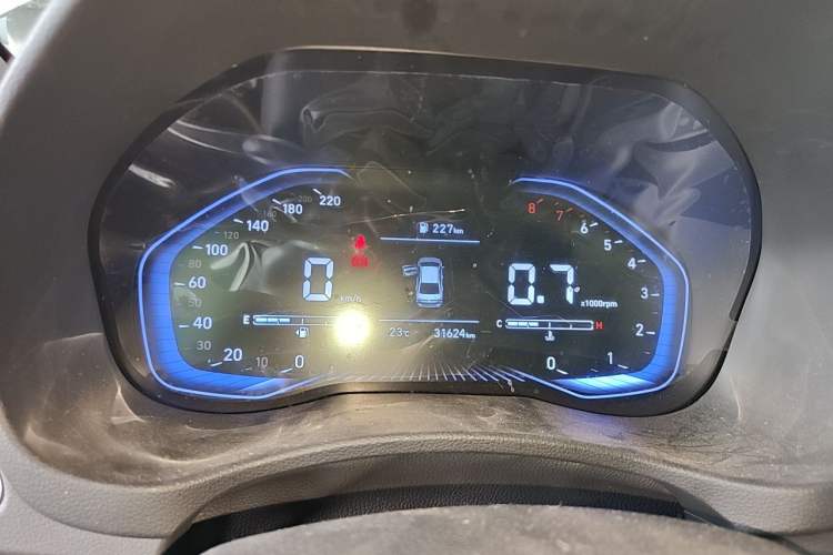 Used Hyundai Verna (new generation) 2020 1.4L Manual GLS Cool Edition Instrument Cluster