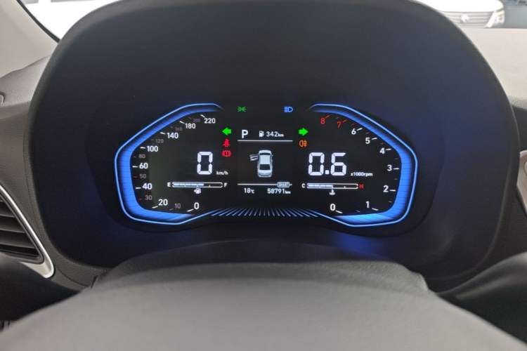 Used Hyundai Verna (new generation) 2020 1.4L CVT GLS Cool Edition Instrument Cluster