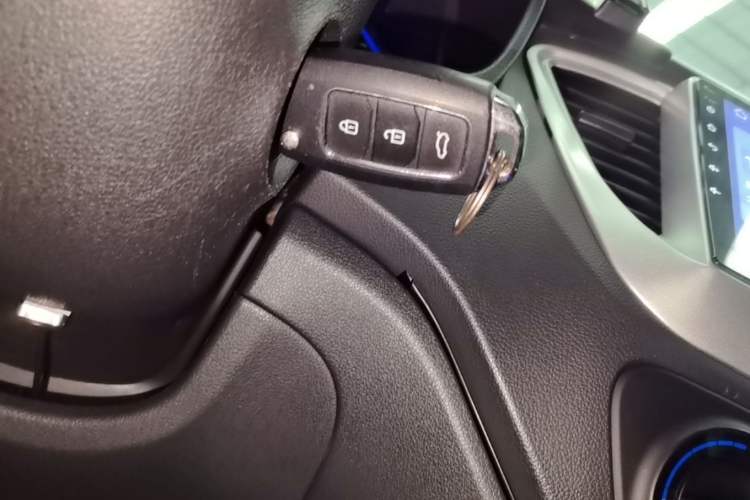 Used Hyundai Verna (new generation) 2020 1.4L CVT GLS Cool Edition Interior 1