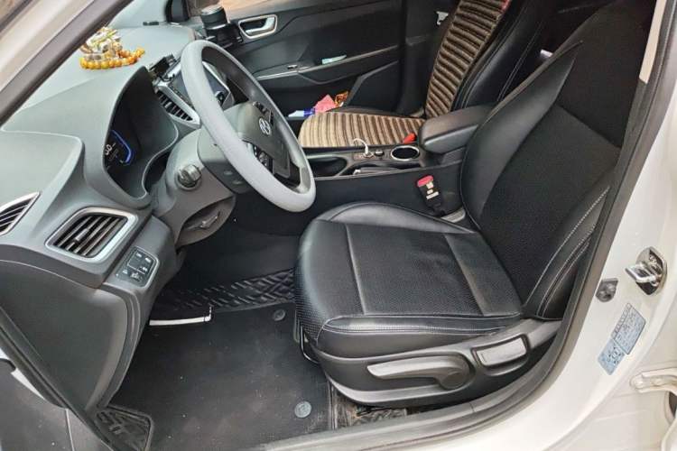 Used Hyundai Verna (new generation) 2020 1.4L CVT GLS Cool Edition Interior 1