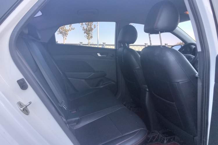 Used Hyundai Verna (new generation) 2020 1.4L Manual GLS Cool Edition Interior 4