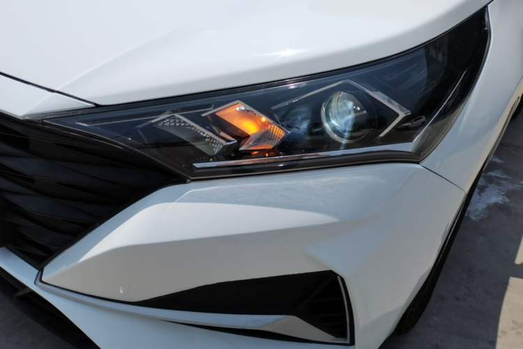 Used Hyundai Verna (new generation) 2020 1.4L Manual GLS Cool Edition Left Front Headlight