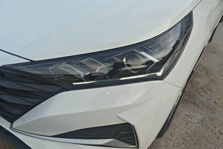 Used Hyundai Verna (new generation) 2020 1.4L CVT GLS Cool Edition Left Front Headlight