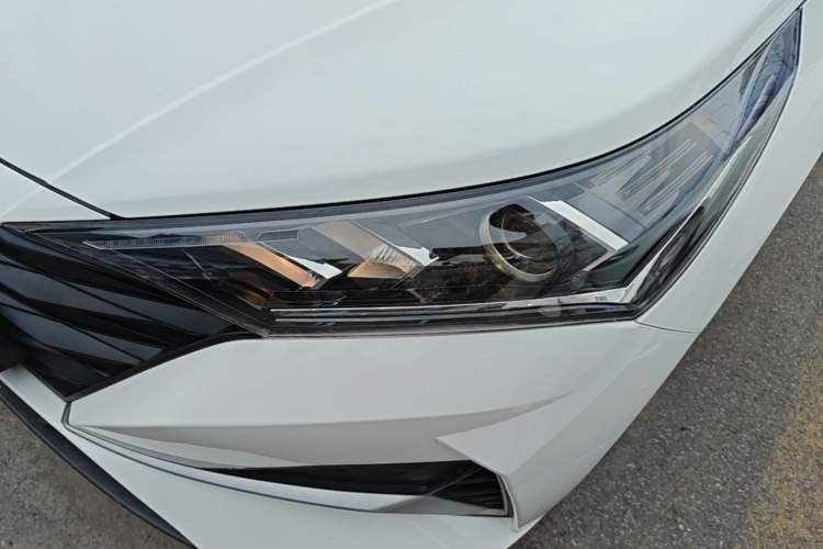Used Hyundai Verna (new generation) 2020 1.4L CVT GLS Cool Edition Left Front Headlight