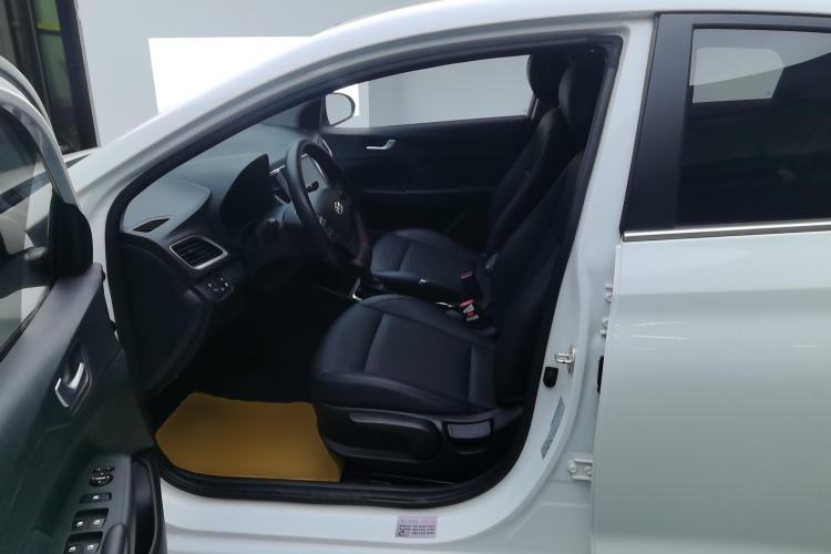 Used Hyundai Verna (new generation) 2020 1.4L CVT GLS Cool Edition Left Front Seat