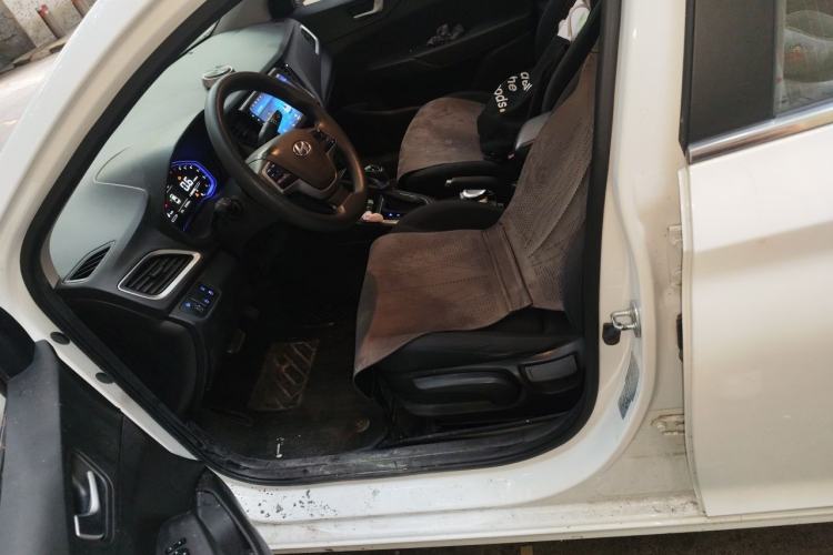 Used Hyundai Verna (new generation) 2020 1.4L CVT GLS Cool Edition Left Front Seat