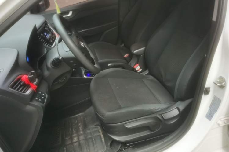 Used Hyundai Verna (new generation) 2020 1.4L CVT GLS Cool Edition Left Front Seat
