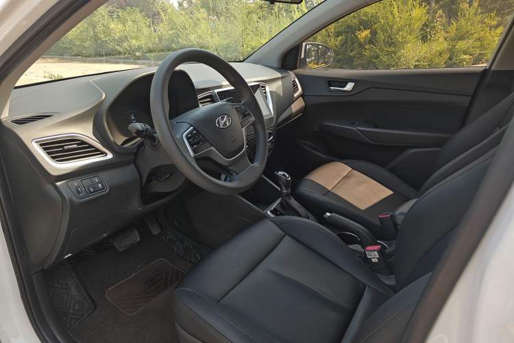 Used Hyundai Verna (new generation) 2020 1.4L CVT GLS Cool Edition Left Front Seat