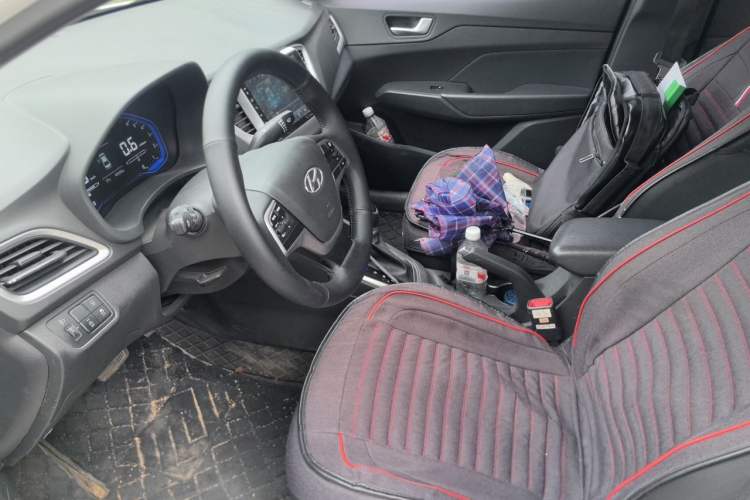 Used Hyundai Verna (new generation) 2020 1.4L CVT GLS Cool Edition Left Front Seat