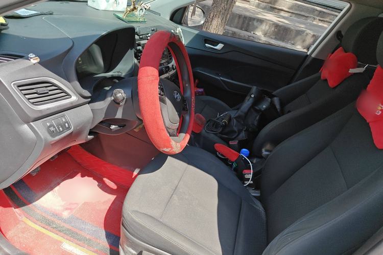 Used Hyundai Verna (new generation) 2020 1.4L Manual GLS Cool Edition Left Front Seat