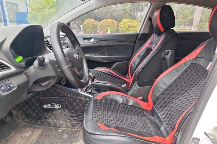 Used Hyundai Verna (new generation) 2020 1.4L Manual GLS Cool Edition Left Front Seat