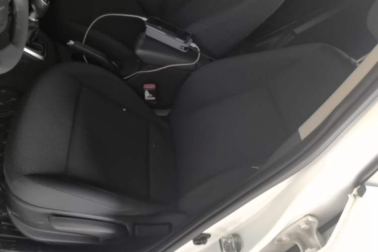 Used Hyundai Verna (new generation) 2020 1.4L Manual GLS Cool Edition Left Front Seat