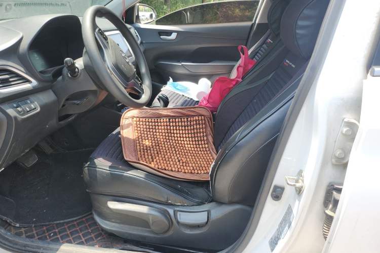 Used Hyundai Verna (new generation) 2020 1.4L CVT GLS Cool Edition Left Front Seat