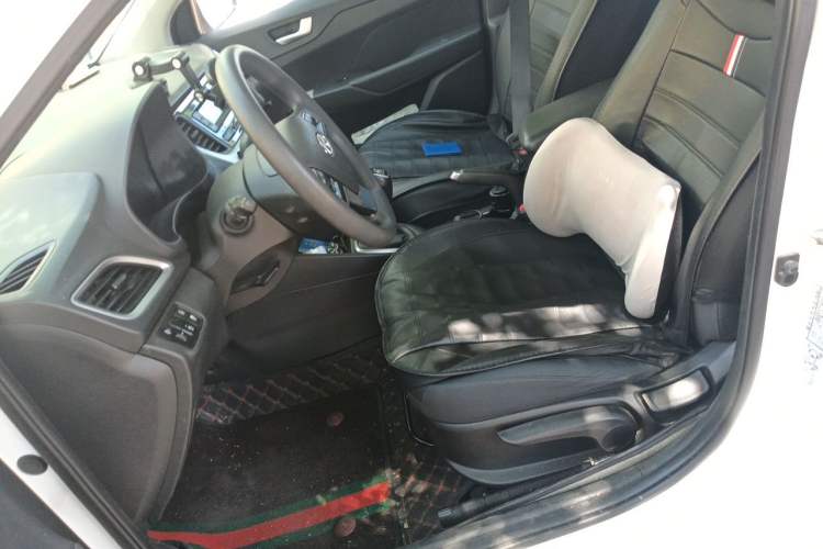Used Hyundai Verna (new generation) 2020 1.4L Manual GLS Cool Edition Left Front Seat