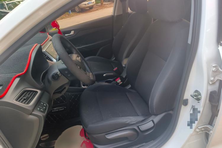 Used Hyundai Verna (new generation) 2020 1.4L CVT GLS Cool Edition Left Front Seat