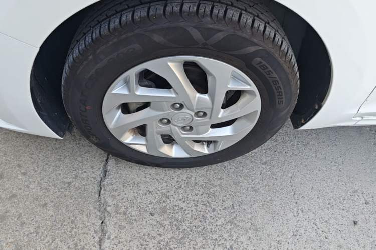 Used Hyundai Verna (new generation) 2020 1.4L Manual GLS Cool Edition Left Front Wheel Hub