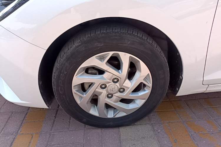 Used Hyundai Verna (new generation) 2020 1.4L CVT GLS Cool Edition Left Front Wheel Hub