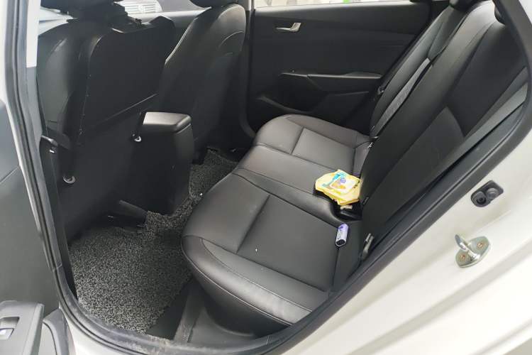 Used Hyundai Verna (new generation) 2020 1.4L CVT TOP Elite Edition Left Rear Seat