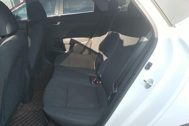 Used Hyundai Verna (new generation) 2020 1.4L CVT TOP Elite Edition Left Rear Seat