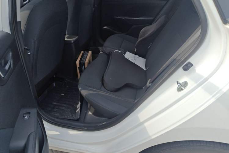 Used Hyundai Verna (new generation) 2020 1.4L CVT GLS Cool Edition Left Rear Seat