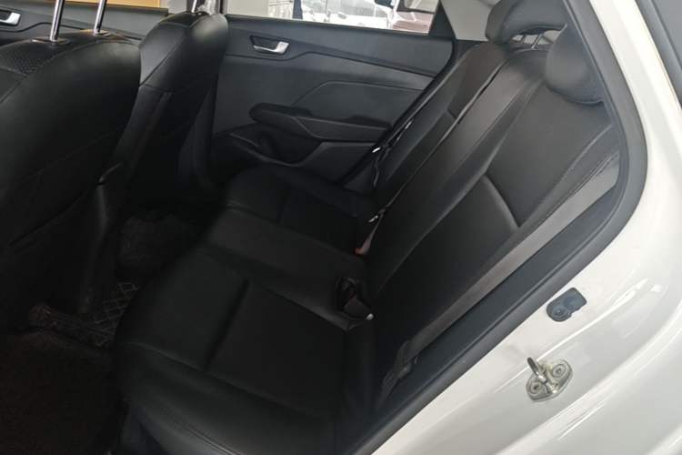 Used Hyundai Verna (new generation) 2020 1.4L CVT GLS Cool Edition Left Rear Seat