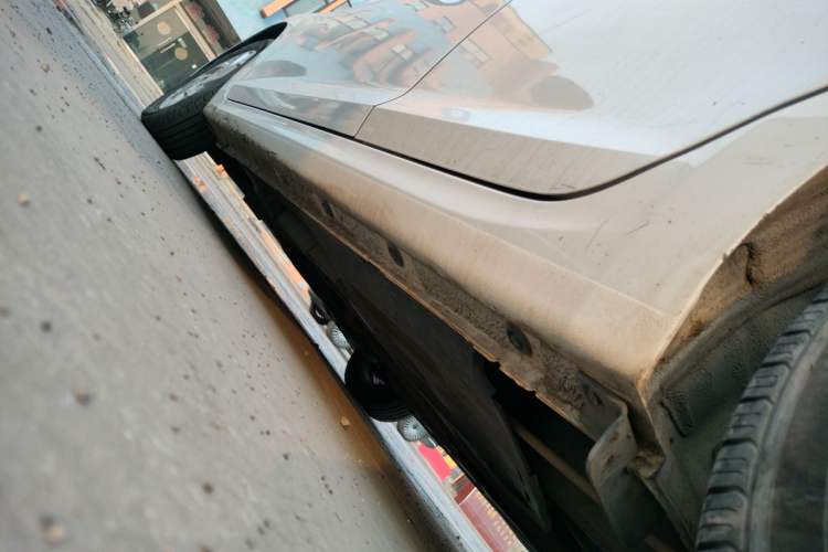 Used Hyundai Verna (new generation) 2020 1.4L Manual GLS Cool Edition Left Side Sill