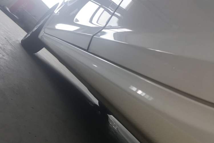 Used Hyundai Verna (new generation) 2020 1.4L CVT TOP Elite Edition Left Side Sill