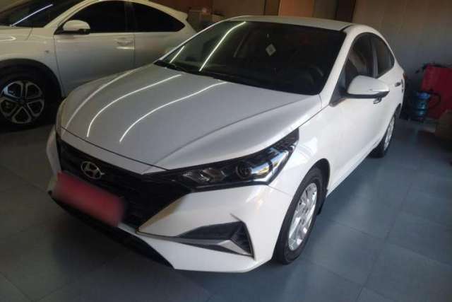 Ojetý Hyundai Verna (new generation) 2020 1.4L CVT GLS Cool Edition