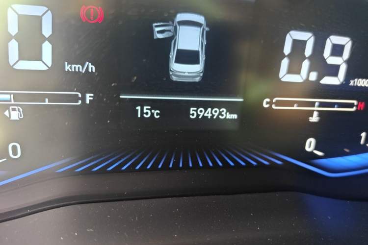 Used Hyundai Verna (new generation) 2020 1.4L CVT GLS Cool Edition Odometer Close Up
