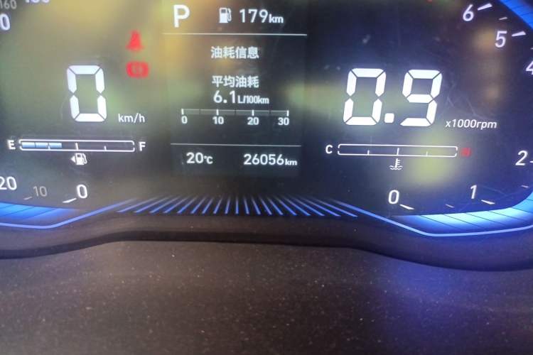 Used Hyundai Verna (new generation) 2020 1.4L CVT GLS Cool Edition Odometer Close Up