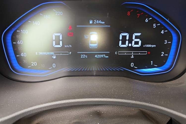 Used Hyundai Verna (new generation) 2020 1.4L Manual GLS Cool Edition Odometer Close Up