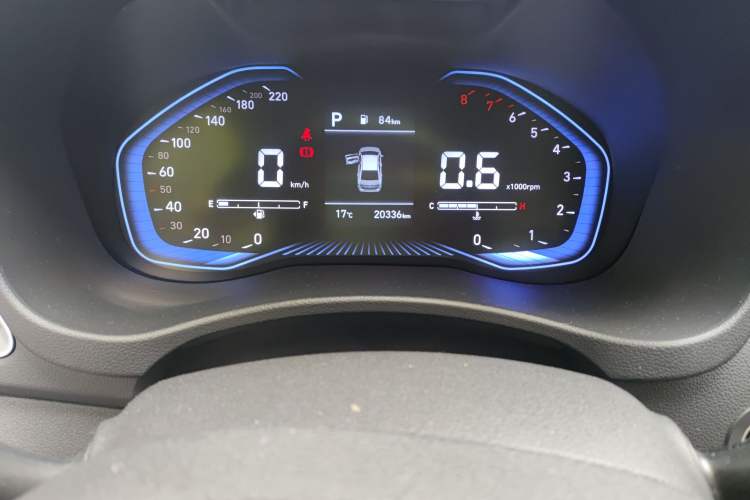 Used Hyundai Verna (new generation) 2020 1.4L CVT TOP Elite Edition Odometer Close Up