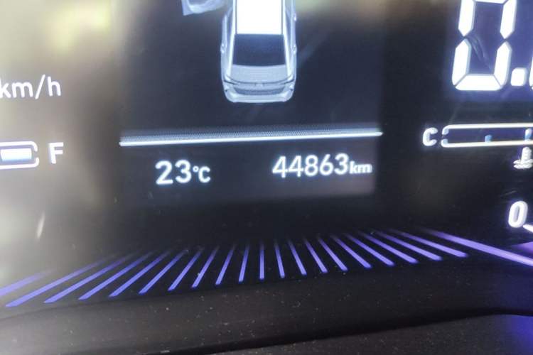 Used Hyundai Verna (new generation) 2020 1.4L Manual GLS Cool Edition Odometer Close Up