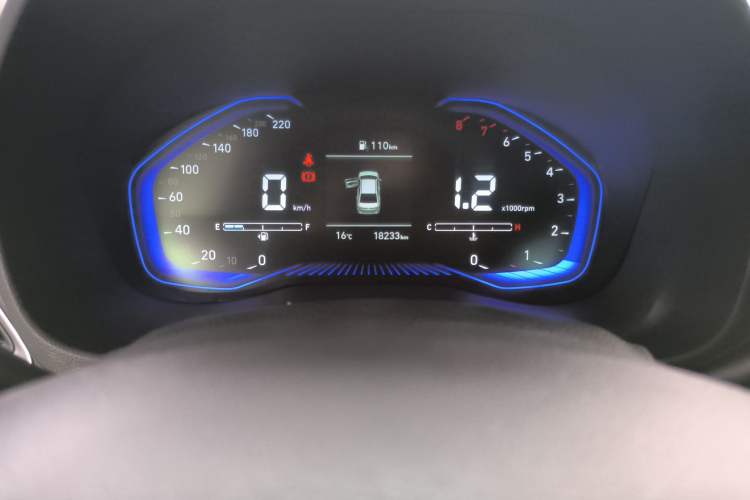 Used Hyundai Verna (new generation) 2020 1.4L Manual GLS Cool Edition Odometer Close Up