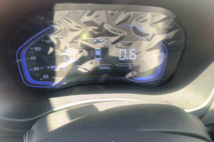 Used Hyundai Verna (new generation) 2020 1.4L Manual GLS Cool Edition Odometer Close Up