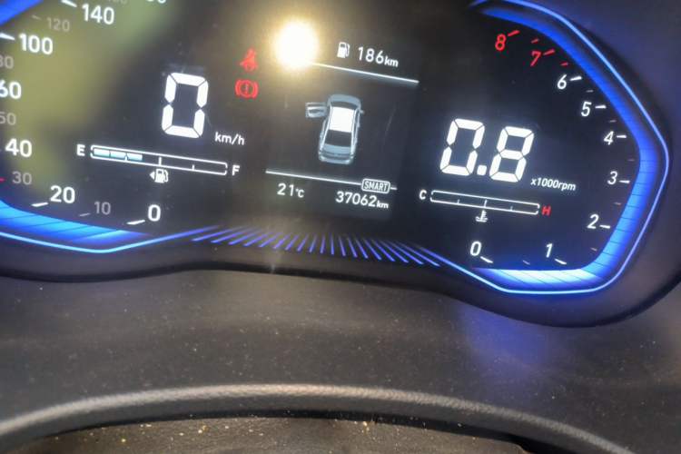 Used Hyundai Verna (new generation) 2020 1.4L CVT GLS Cool Edition Odometer Close Up