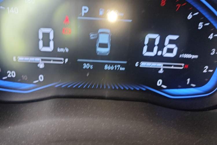 Used Hyundai Verna (new generation) 2020 1.4L CVT GLS Cool Edition Odometer Close Up