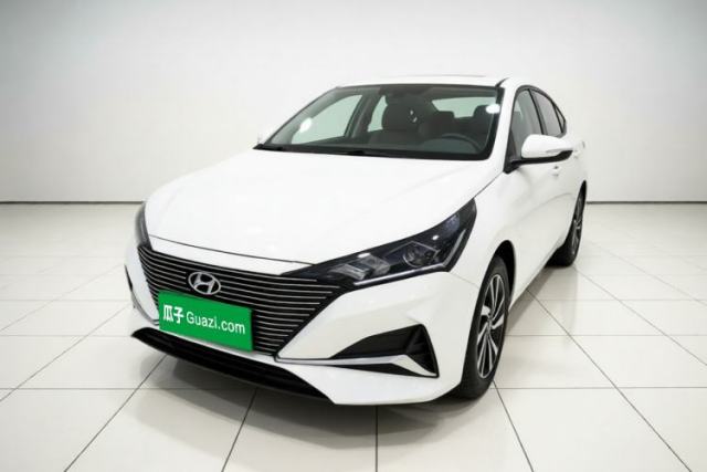 Ojetý Hyundai Verna (new generation) 2020 1.4L CVT GLS Cool Edition
