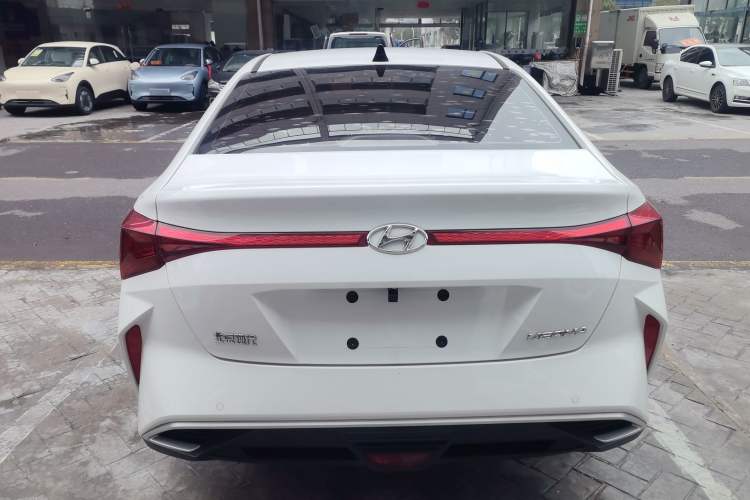 Used Hyundai Verna (new generation) 2020 1.4L CVT GLS Cool Edition Rear