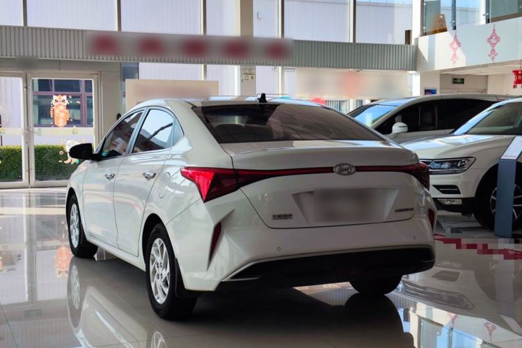 Used Hyundai Verna (new generation) 2020 1.4L Manual GLS Cool Edition Rear Left 45 Deg