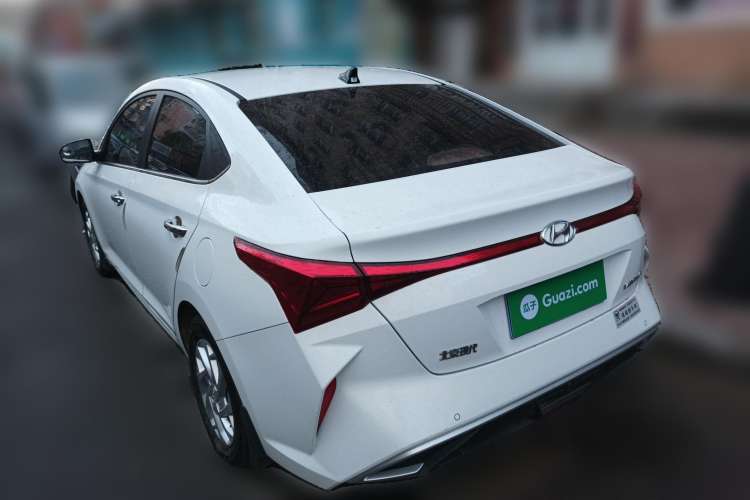 Used Hyundai Verna (new generation) 2020 1.4L Manual GLS Cool Edition Rear Left 45 Deg