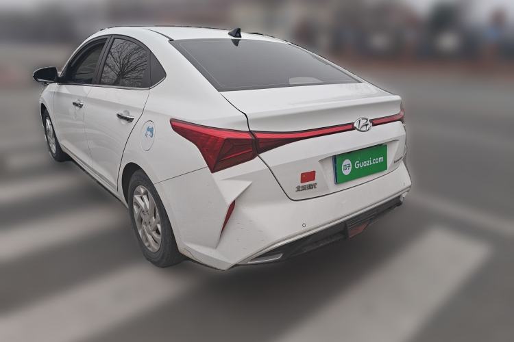 Used Hyundai Verna (new generation) 2020 1.4L CVT GLS Cool Edition Rear Left 45 Deg