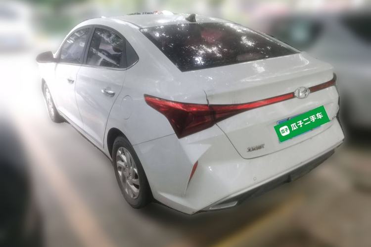 Used Hyundai Verna (new generation) 2020 1.4L CVT GLS Cool Edition Rear Left 45 Deg