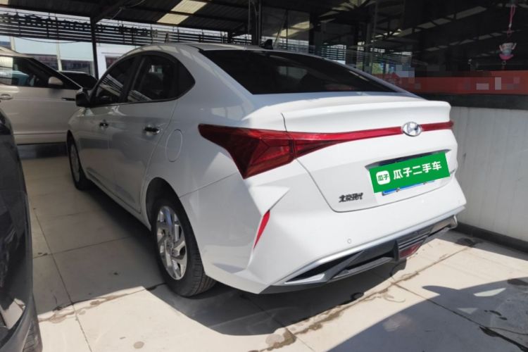 Used Hyundai Verna (new generation) 2020 1.4L CVT GLS Cool Edition Rear Left 45 Deg
