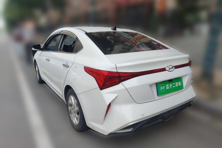 Used Hyundai Verna (new generation) 2020 1.4L Manual GLS Cool Edition Rear Left 45 Deg