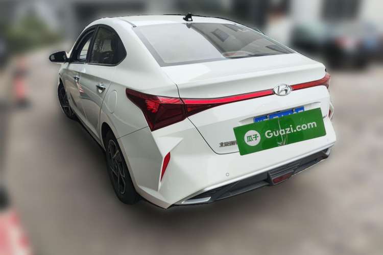 Used Hyundai Verna (new generation) 2020 1.4L CVT TOP Elite Edition Rear Left 45 Deg