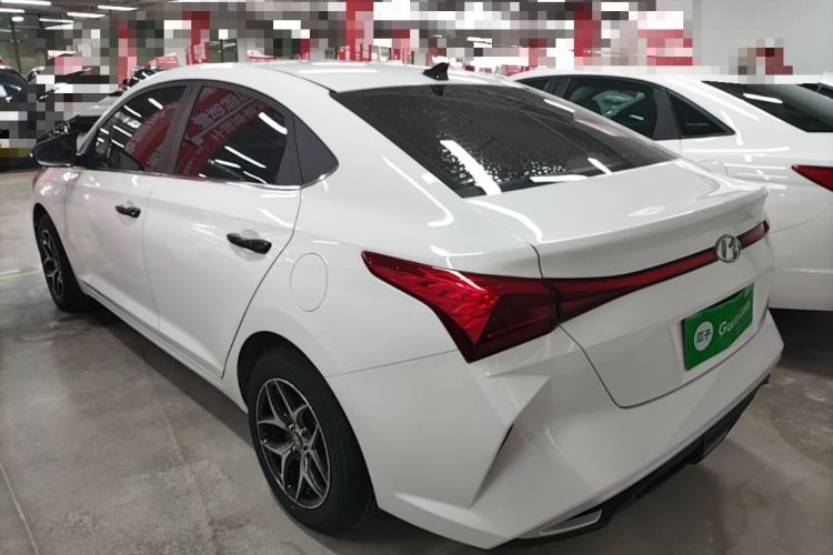 Used Hyundai Verna (new generation) 2020 1.4L CVT GLS Cool Edition Rear Left 45 Deg